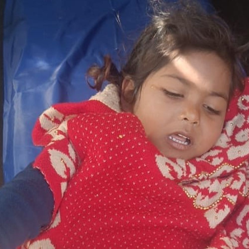 ट्रैक्टर की चपेट में आईं दो बच्चियां, एक की मौत:  लखीमपुर खीरी में बैक करते समय हादसा, दूसरी गंभीर घायल – Bijua(Lakhimpur Kheri) News