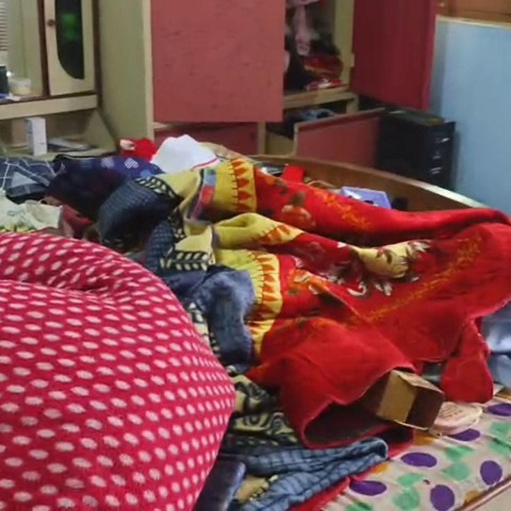 सीतापुर में रिटायर्ड लेखपाल के घर डकैती:परिवार को बंधक बनाकर 57 लाख की लूट, 1 घंटे तक दहशत