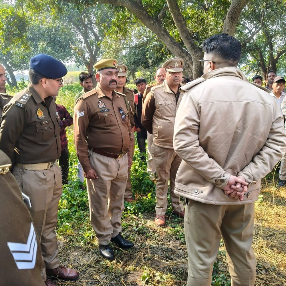 गोकशी आरोपी पुलिस हिरासत से भागा, दरोगा-सिपाही निलंबित:  पीलीभीत में एएसपी ने की कार्रवाई, जांच जारी – Pilibhit News