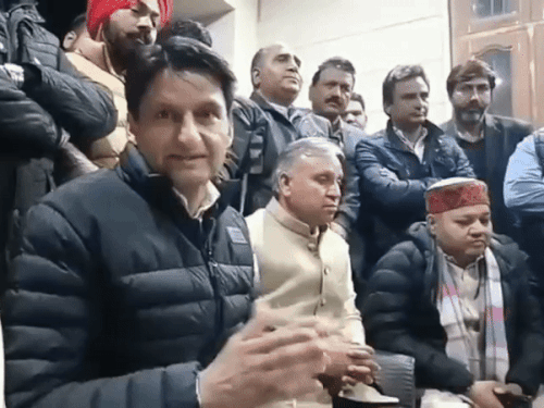 फरीदाबाद में पूर्व मंत्री के घर पहुंचे हुड्डा:  ED की कार्रवाई पर बोले-विपक्ष को डराने की कोशिश, BJP नेताओं के लिए आंखें मूंदे बैठी – Faridabad News