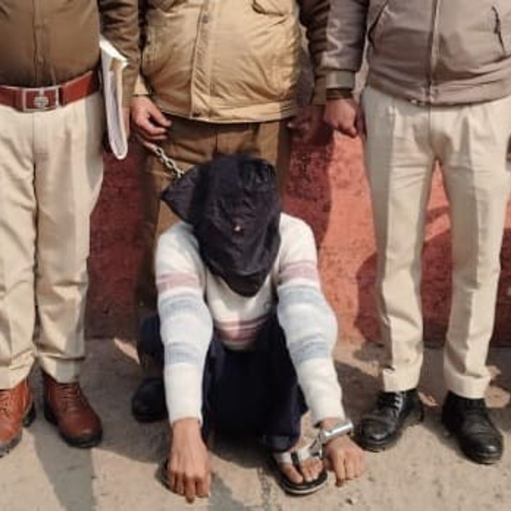पलवल में टीचर को लूटने वाला दूसरा आरोपी गिरफ्तार:  लिफ्ट देकर गाड़ी में बैठाया, फिर पिस्टल दिखकर पैसे ट्रांसफर करवाए थे – Palwal News