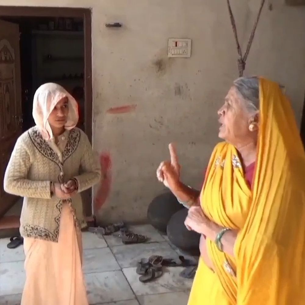 नारायणगढ़ में दिनदहाड़े दो घरों में चोरी:  सोने-चांदी के आभूषण, चांदी के सिक्के व नकदी ले गए बदमाश – Mandsaur News