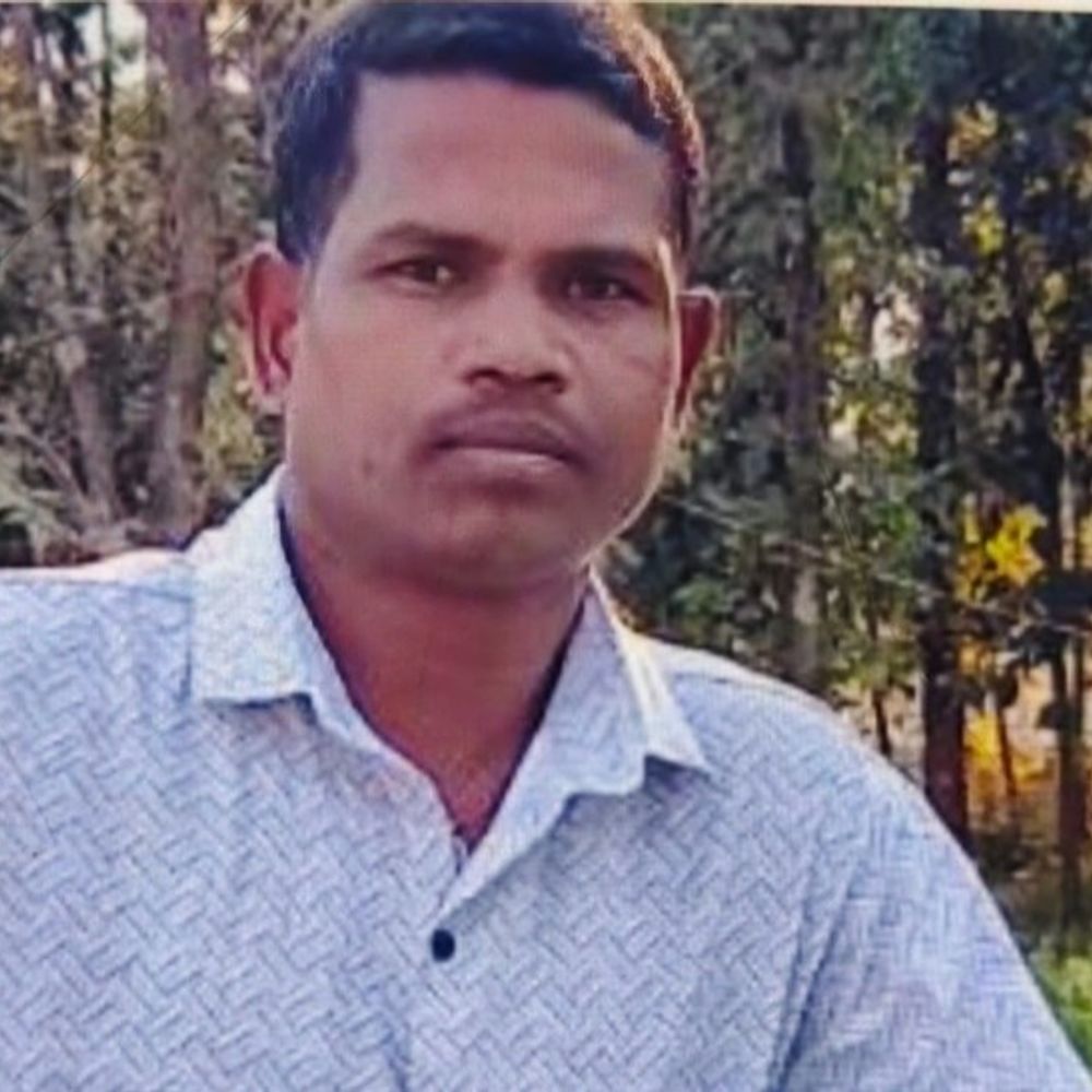 बीजापुर में पूर्व सरपंच की हत्या,नक्सल वारदात की आशंका:  दो-म​हीने पहले नक्सलियों ने घेरा था, तब से बाहर था, आज गांव लौटा तो गोली मारी – Bijapur News