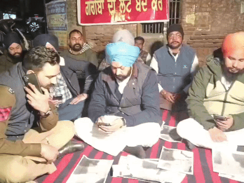 लुधियाना के अस्पताल में इंजेक्शन के रेट पर हंगामा:  ₹500 की जगह ₹7500 लेने के आरोप, अस्पताल प्रबंधन ने नकारे आरोप – Ludhiana News