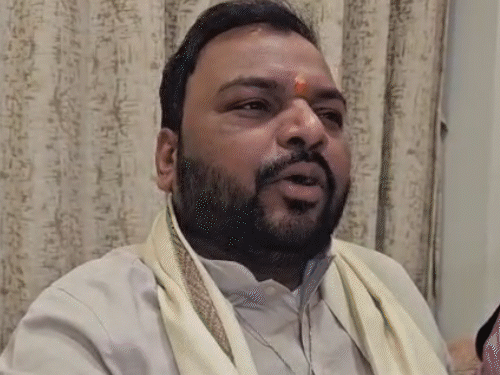 कन्हैया मित्तल के श्याम भजनों पर झूमी झुमरी तिलैया:  भजन साधना भी सम्मानजनक पेशा भी, श्याम बाबा पर आएगी AI जेनरेटेड फिल्म – koderma News