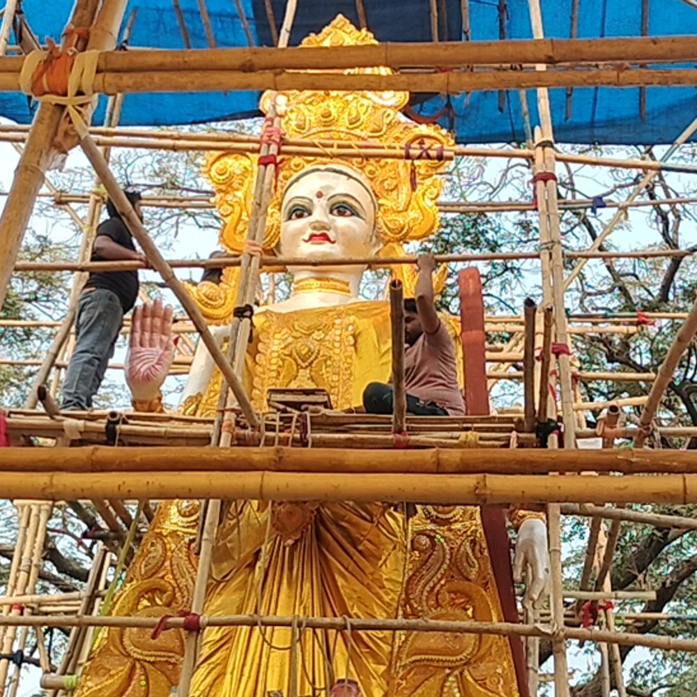 जमशेदपुर में 31 फीट ऊंची सरस्वती प्रतिमा होगी स्थापित:  विद्यापति नगर में बनेगी आकर्षण का केंद्र, प्रतिमा निर्माण में कारीगर महीनों से कर रहे काम – Jamshedpur (East Singhbhum) News