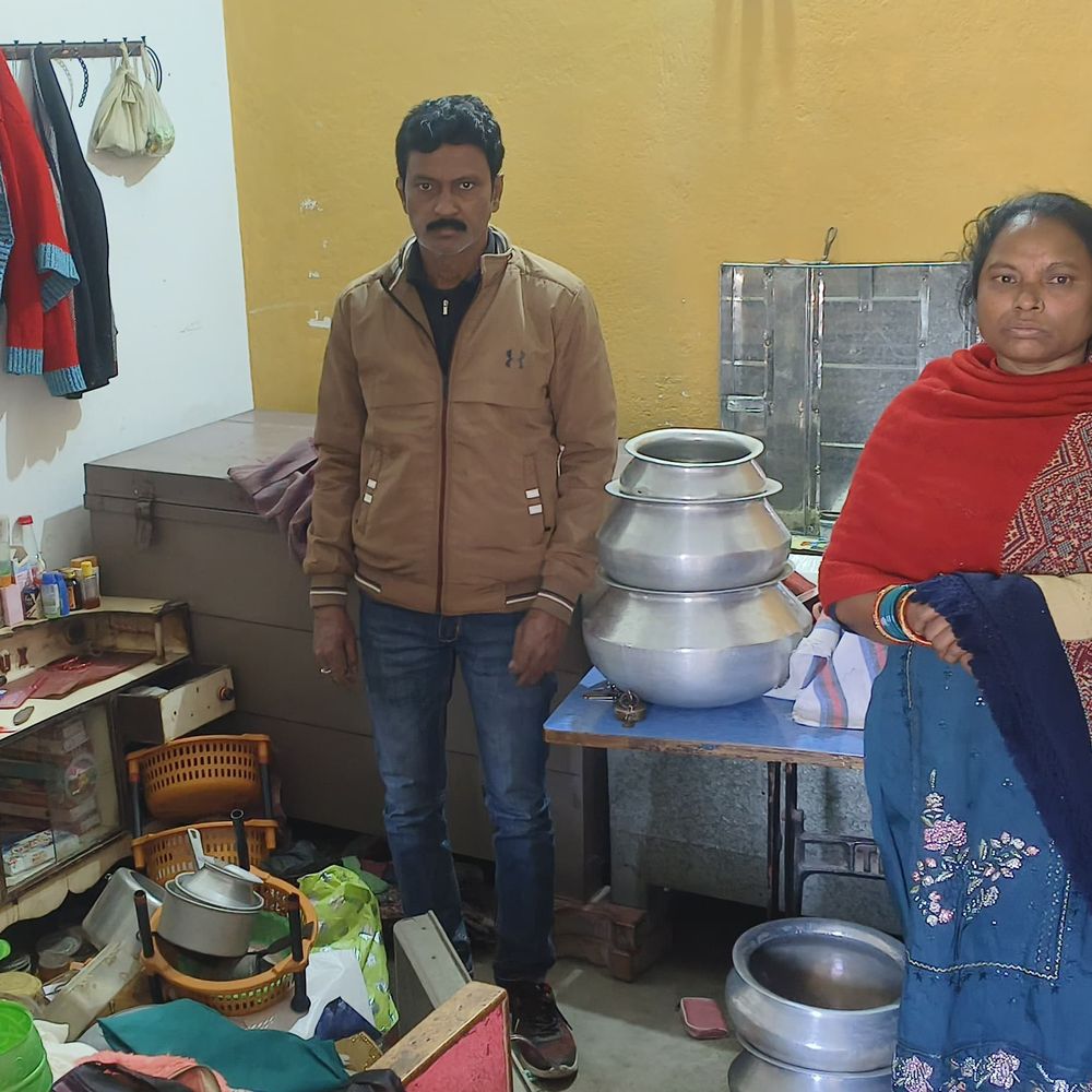 गिरिडीह में बंद घर से 2.10 लाख रुपए की चोरी:  परिवार शादी में शामिल होने गया था, बेटी की शादी के लिए रखे नगद व जेवरात ले गए चोर – Giridih News