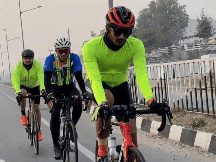 उदयपुर से चार साइकिल यात्री निकले कैंची धाम नैनीताल:  1050 KM का सफर 26 जनवरी को पूरा करेंगे, मकसद मानवता की भावना को बढ़ावा देना – Udaipur News