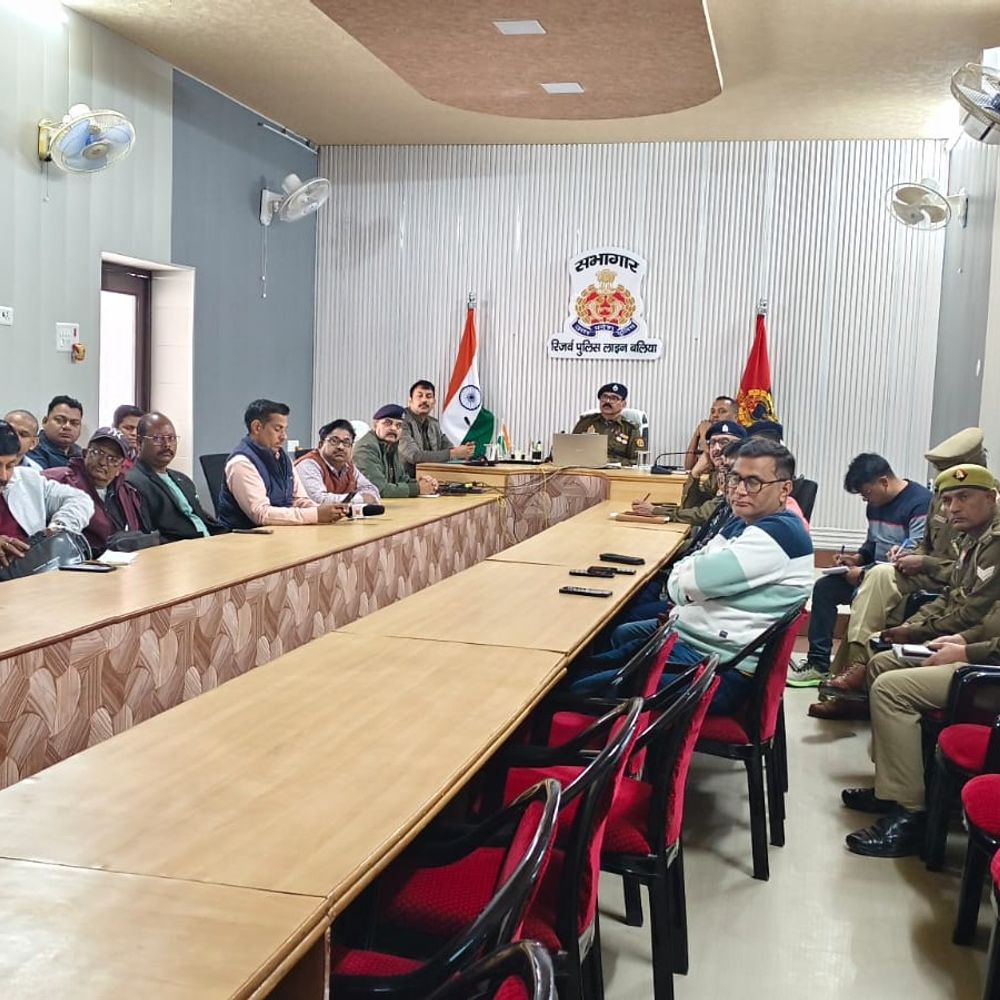 बलिया में ‘पुलिस सतर्क मित्र’ वॉट्सएप नंबर लॉन्च:  नागरिक अब गोपनीय तरीके से दे सकेंगे अवैध गतिविधियों की सूचना – Ballia News