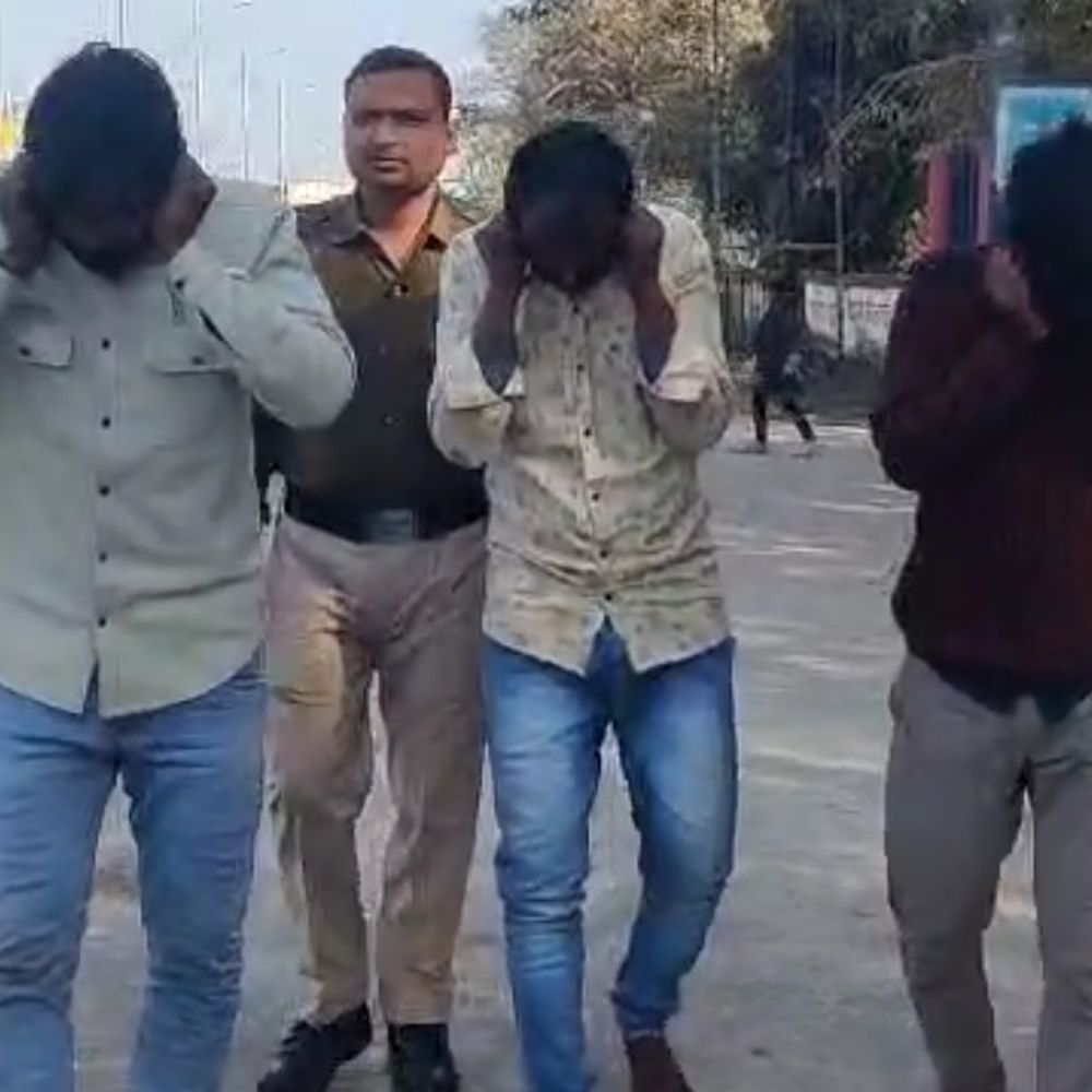 पुलिस पार्टी पर हमले के 3 और आरोपी गिरफ्तार:सतना में अब तक 7 आरोपी भेजे जा चुके जेल; 4 अब भी फरार