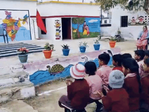 नुक्कड़ नाटक में दिखी UP की झलक:  प्रयागराज में UP स्थापना दिवस पर स्कूलों में हुए आयोजन, सरकार की योजनाओं का बखान – Prayagraj (Allahabad) News