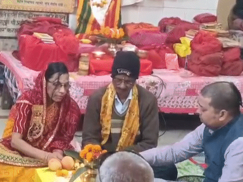 पाकुड़ में बसंत पंचमी पर भोलेनाथ का तिलकोत्सव:  सरस्वती पूजा के साथ होली का हुआ आगाज, जिले भर में धूमधाम से मनी सरस्वती पूजा – Pakur News