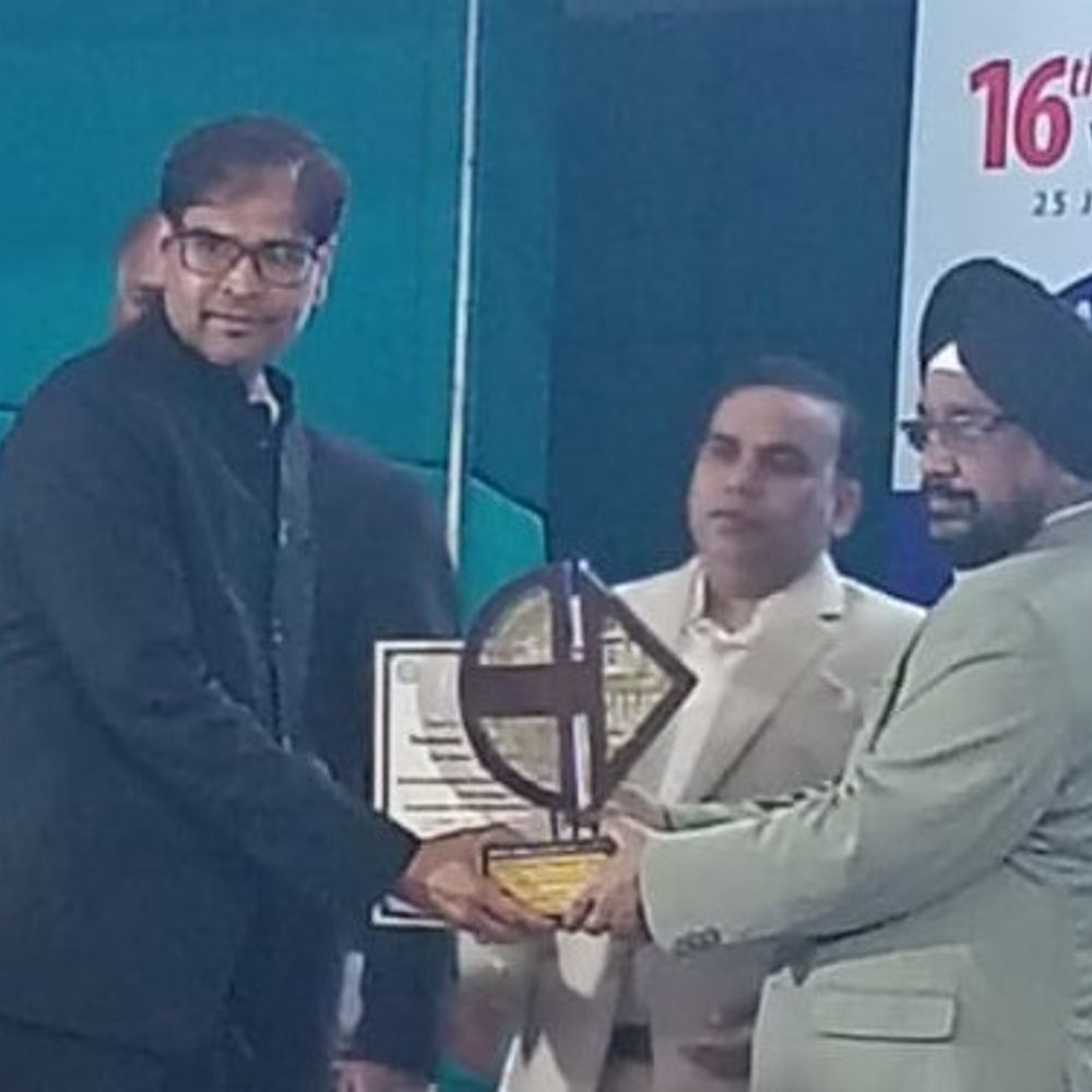 मतदाता जागरूकता में दंतेवाड़ा बना मिसाल:  जिले को मिला सर्वश्रेष्ठ चुनाव जिला पुरस्कार 2025, अफसर बोले- टीम वर्क से हुआ संभव – Jagdalpur News