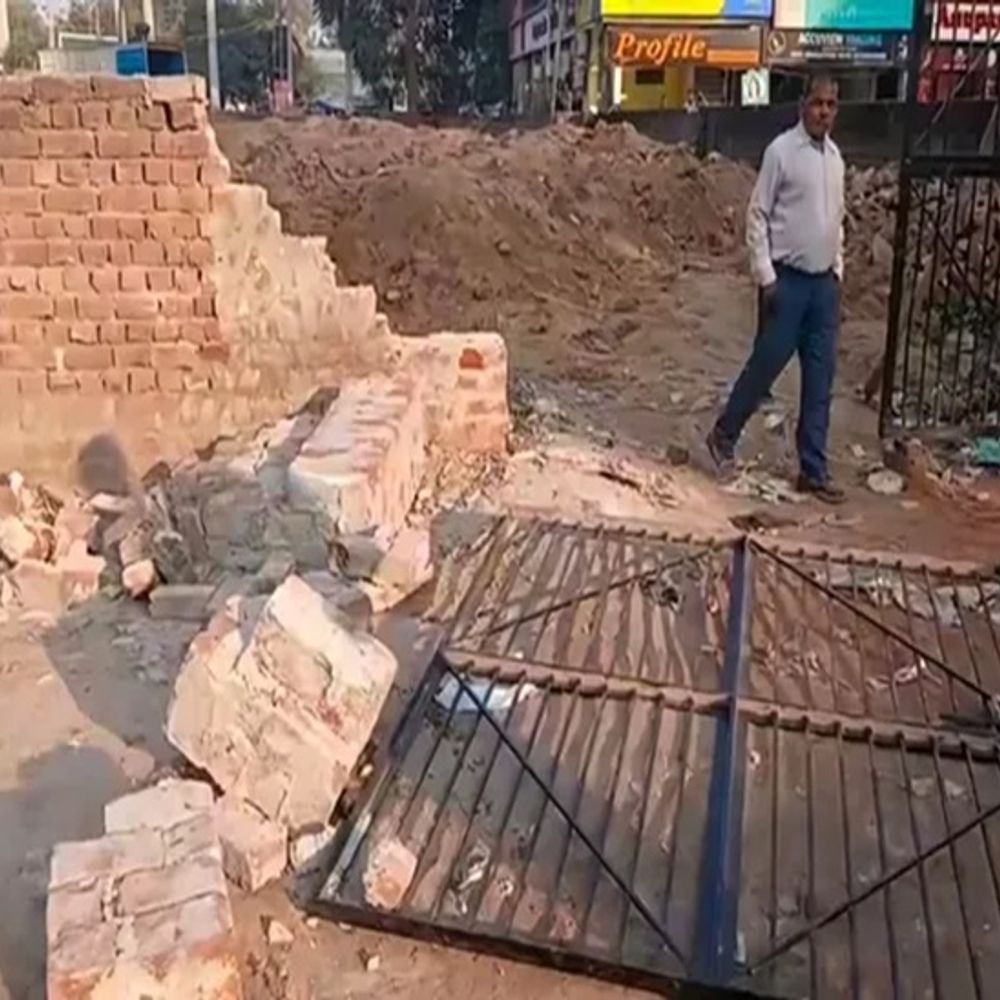 फरीदाबाद में 5 साल के बच्चे की मौत:  खेलते समय लोहे का गेट ऊपर गिरा, बुआ के पास गया था – Faridabad News