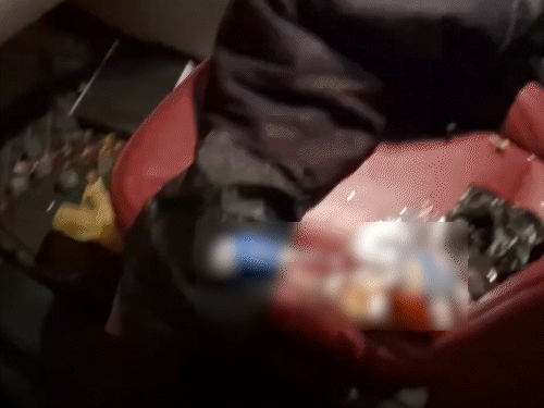 दुकान से शराब खरीद कर वहीं पी; फिर चलाई कार:  धनबाद में चार लोगों को किया घायल, दो की स्थिति गंभीर, स्थानीय लोगों ने पकड़ा – Dhanbad News