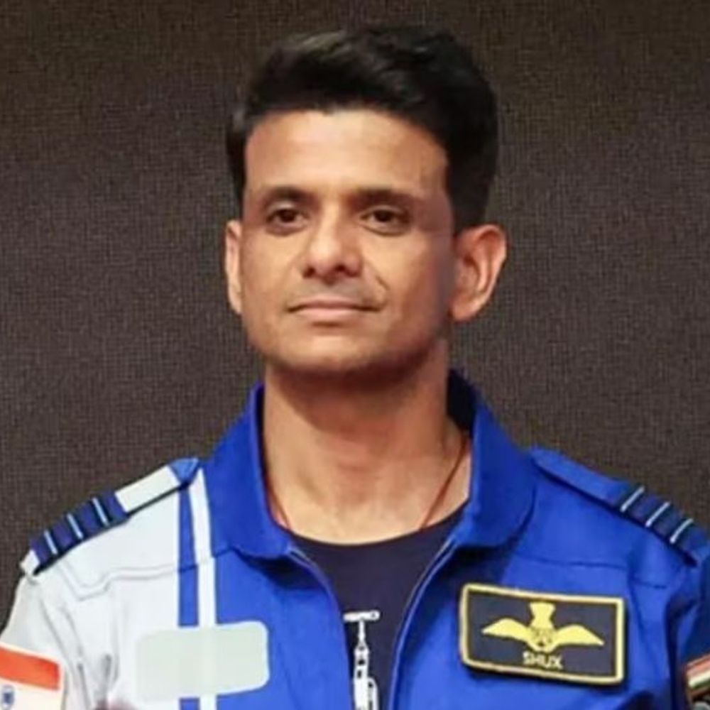 एस्ट्रोनॉट शुभांशु शुक्ला को अशोक चक्र:सेना के 3 अफसरों को कीर्ति चक्र, 13 को शौर्य चक्र; 982 पुलिस कर्मियों को सेवा मेडल