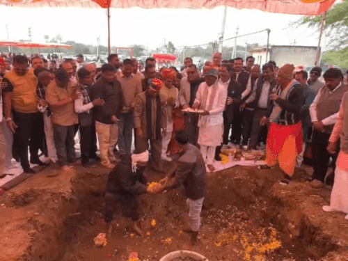 सागवाड़ा नगरपालिका भवन का भूमि पूजन विवादों के बीच हुआ:  भाजपा समर्थित कई पार्षद नहीं आए, विधायक ने बताया विकास की कड़ी – Dungarpur News