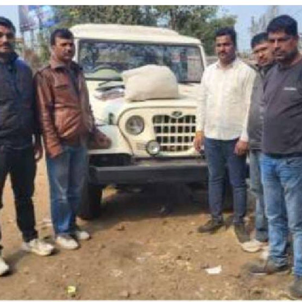 रायसेन से गांजा बेचने भोपाल आए 2 तस्कर गिरफ्तार:  ​​​​​​​रेलवे पटरी के किनारे करनी थी नशे की डिलीवरी, खरीदार से पहले पहुंची पुलिस – Bhopal News