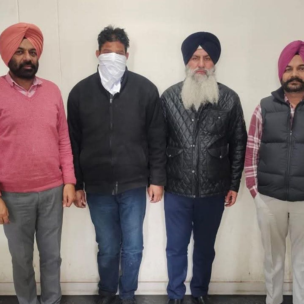 खन्ना में हेड कॉन्स्टेबल 5.20 लाख रिश्वत लेते गिरफ्तार:  सीआईए इंचार्ज पर भी केस दर्ज; गिरफ्तारी की धमकी देकर मांगे थे पैसे – Khanna News