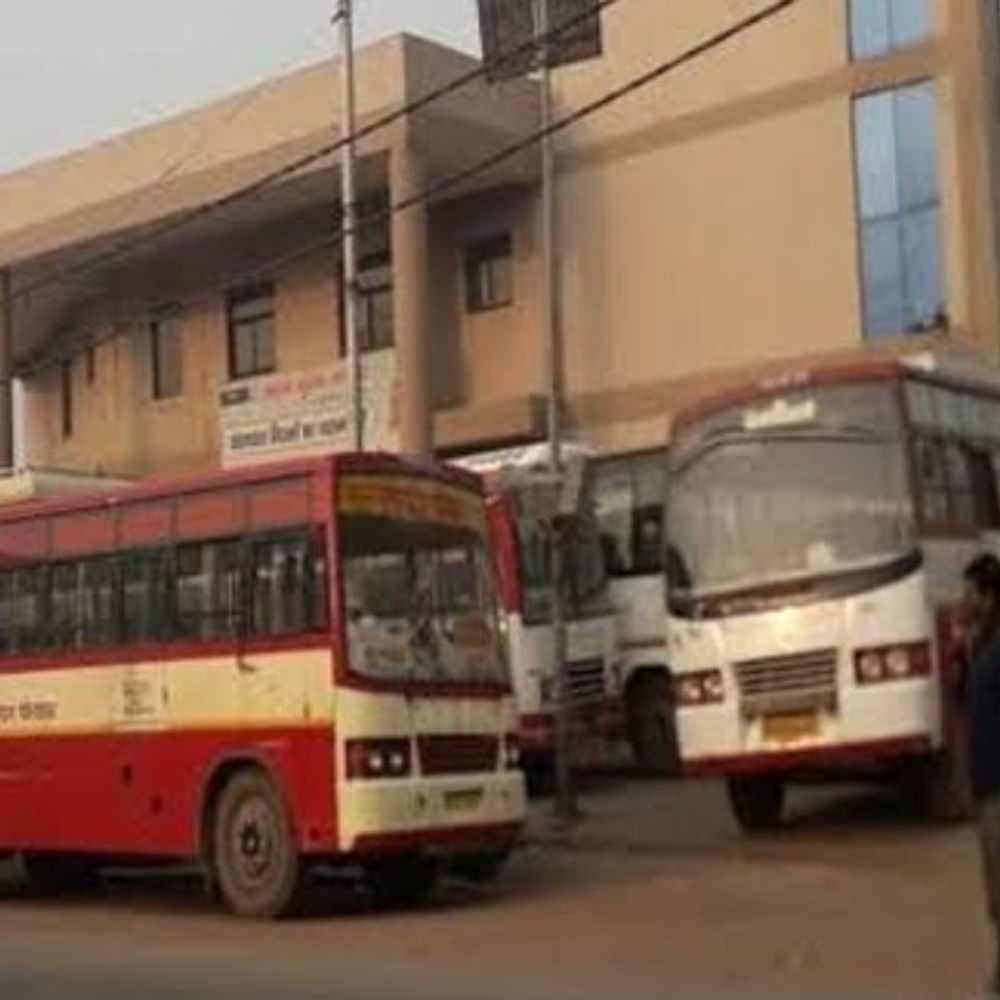 कासगंज बस स्टैंड पर जाम की समस्या:  रोडवेज बसों के लिए वन-वे प्रणाली लागू, रूट चार्ट तैयार – Kasganj News