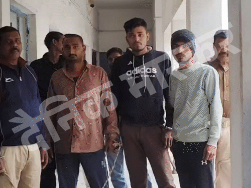 बेगूसराय में गवाह की हत्या से पहले अपराधी अरेस्ट:जेल से रची गई थी मुन्ना सिंह मर्डर केस के गवाह की हत्या की साजिश; हथियार, कारतूस बरामद