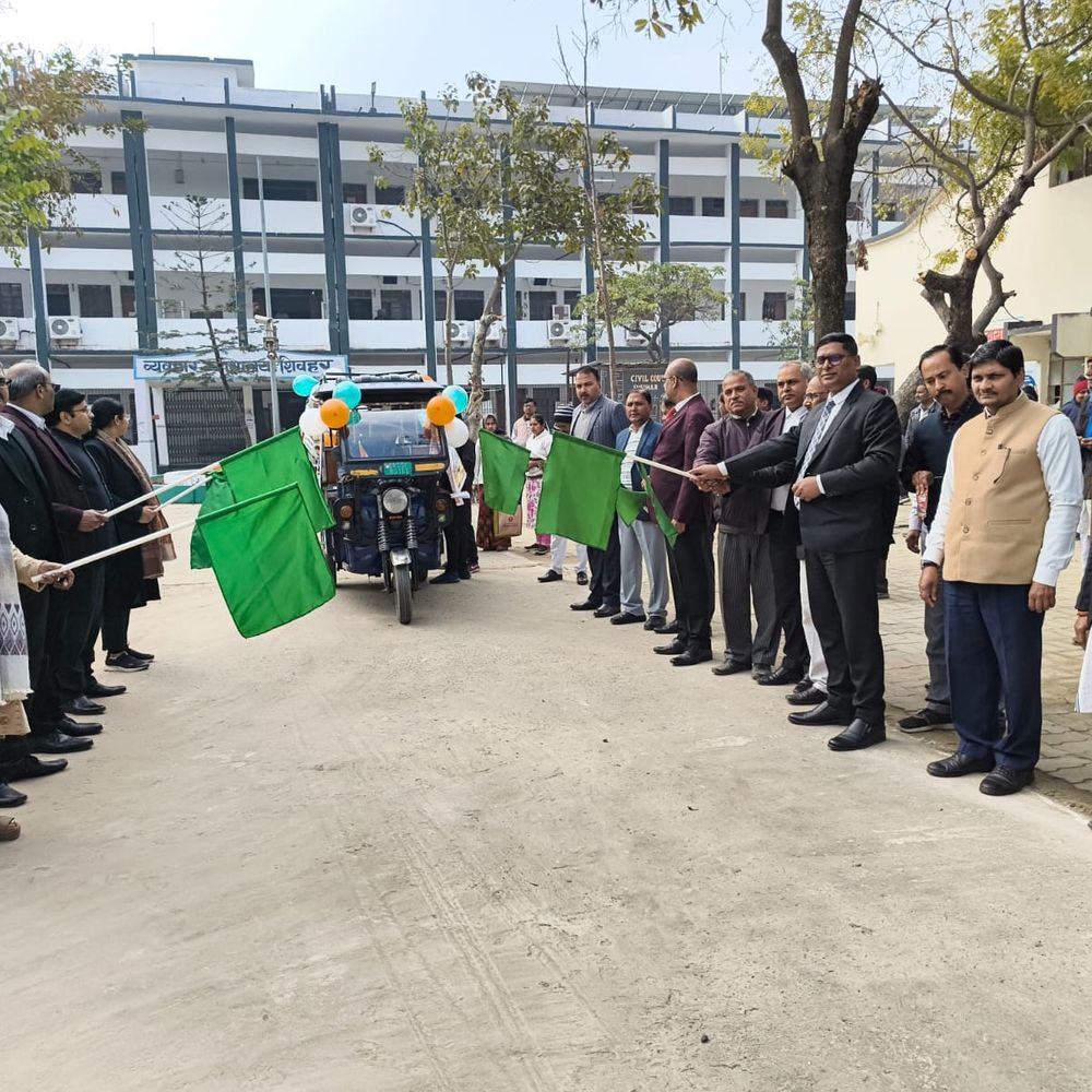 शिवहर में सुप्रीम कोर्ट निर्देश पर मध्यस्थता अभियान 2.0 शुरू:90 दिन का अभियान, जन-जागरूकता रथ रवाना, लंबित मामलों का त्वरित और निःशुल्क निपटारा