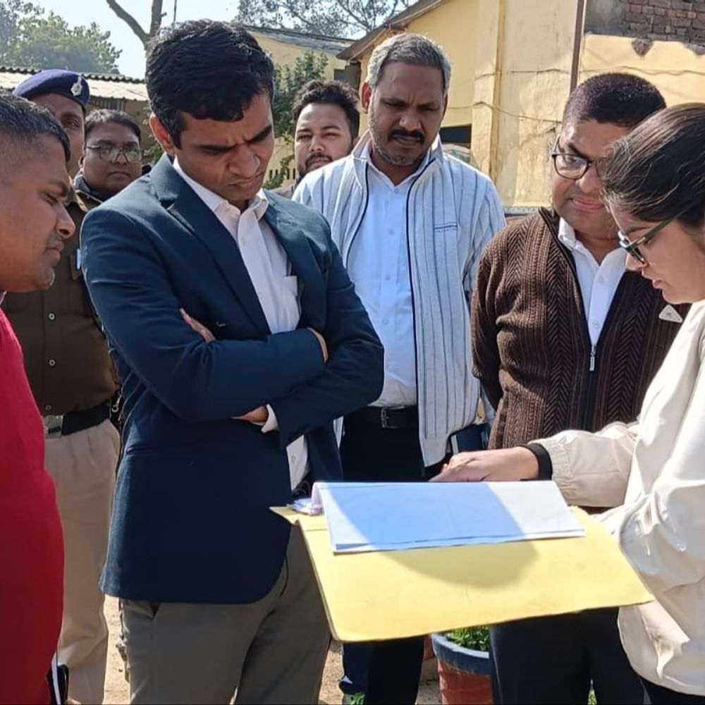 सेंटर ऑफ एक्सीलेंस के रूप में विकसित होगा यमुना-भगत स्टेडियम:बेगूसराय पहुंचे डीडीसी बोले- 300 बच्चे फुटबॉल की ट्रेनिंग ले सकेंगे, आवासीय हॉस्टल भी बनेगा