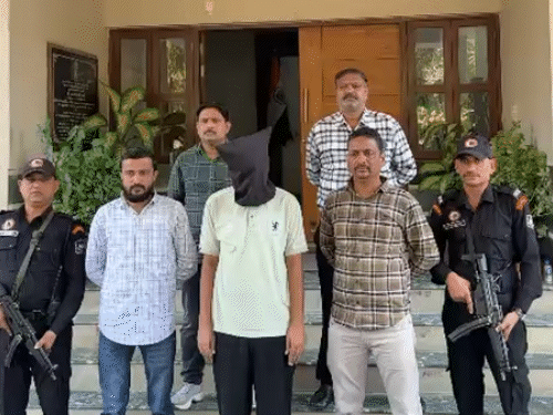 आतंकी ने बनाई थी दिल्ली-यूपी के 7 लोगों की हिट-लिस्ट:लोगों को मारने के लिए हथियार भी खरीदे, इनपर इस्लाम-पैगंबर के खिलाफ बयानबाजी के आरोप