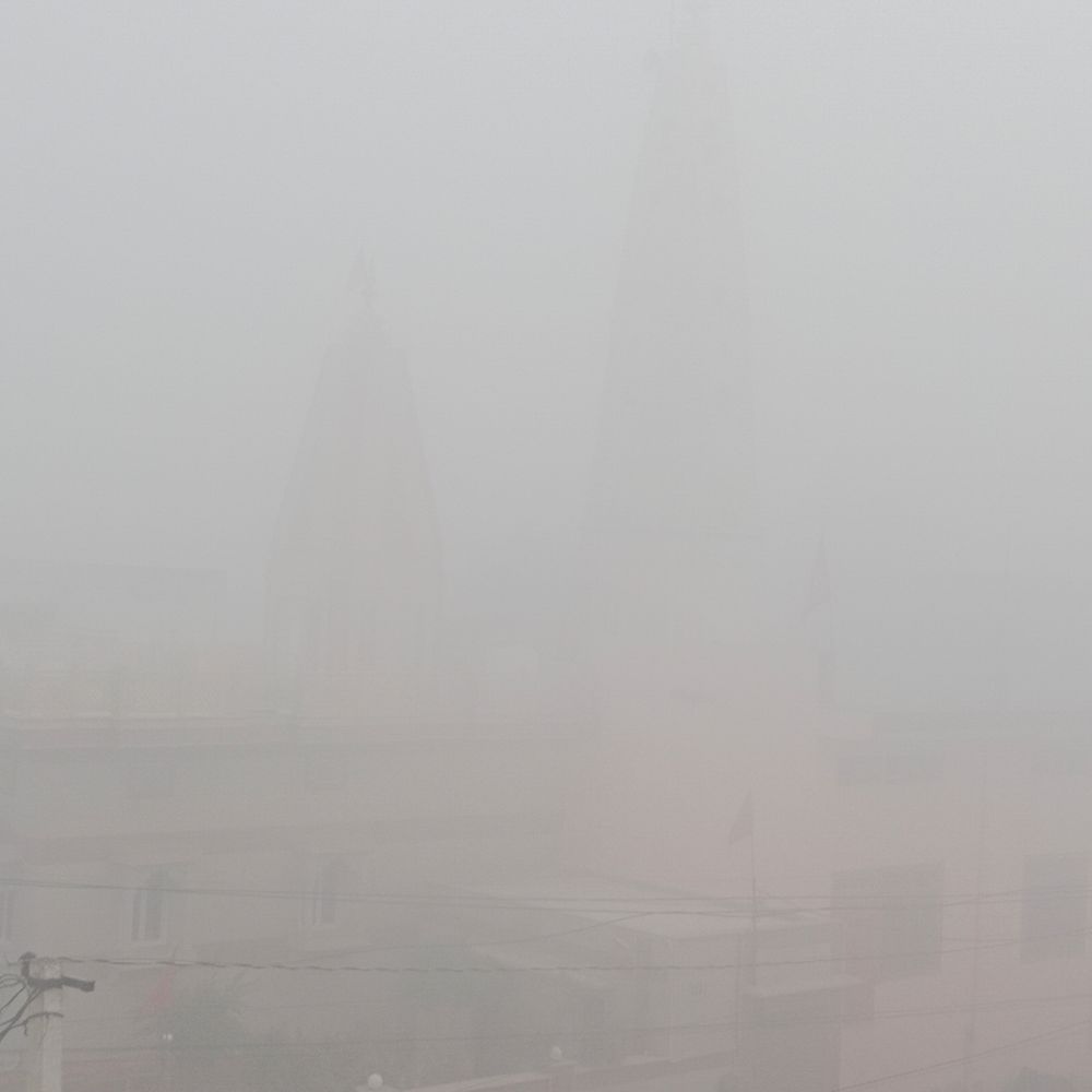 चूरू में घना कोहरा, विजिबिलिटी 50 मीटर से कम:  सर्द हवाओं से बढ़ी ठिठुरन; आगामी दिनों में बारिश की संभावना – Churu News