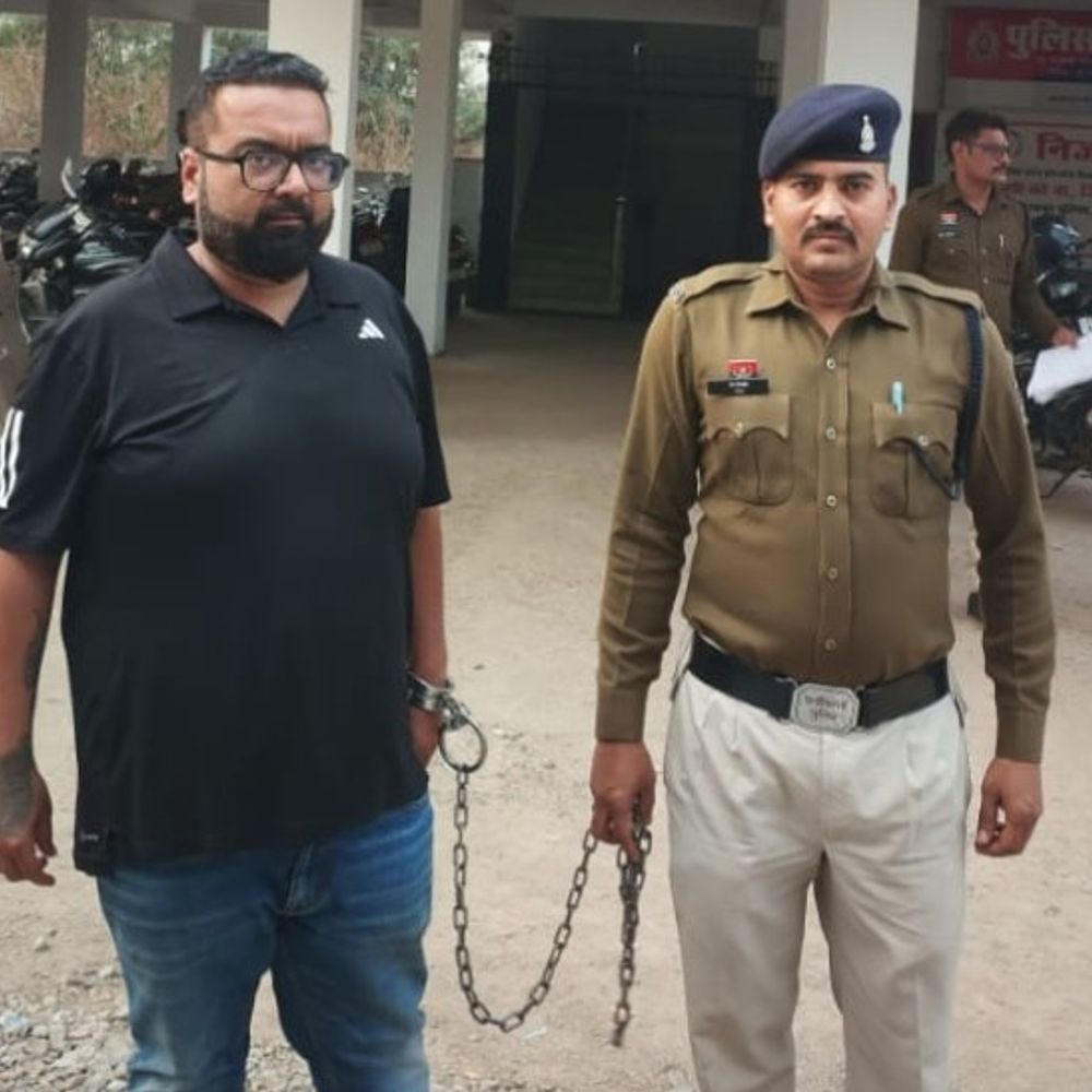 रायपुर में सट्टेबाज गिरफ्तार, आईफोन जब्त:  ऑनलाइन जुआ मामले में आरोपी पर कार्रवाई, न्यायिक रिमांड पर भेजा गया – Raipur News