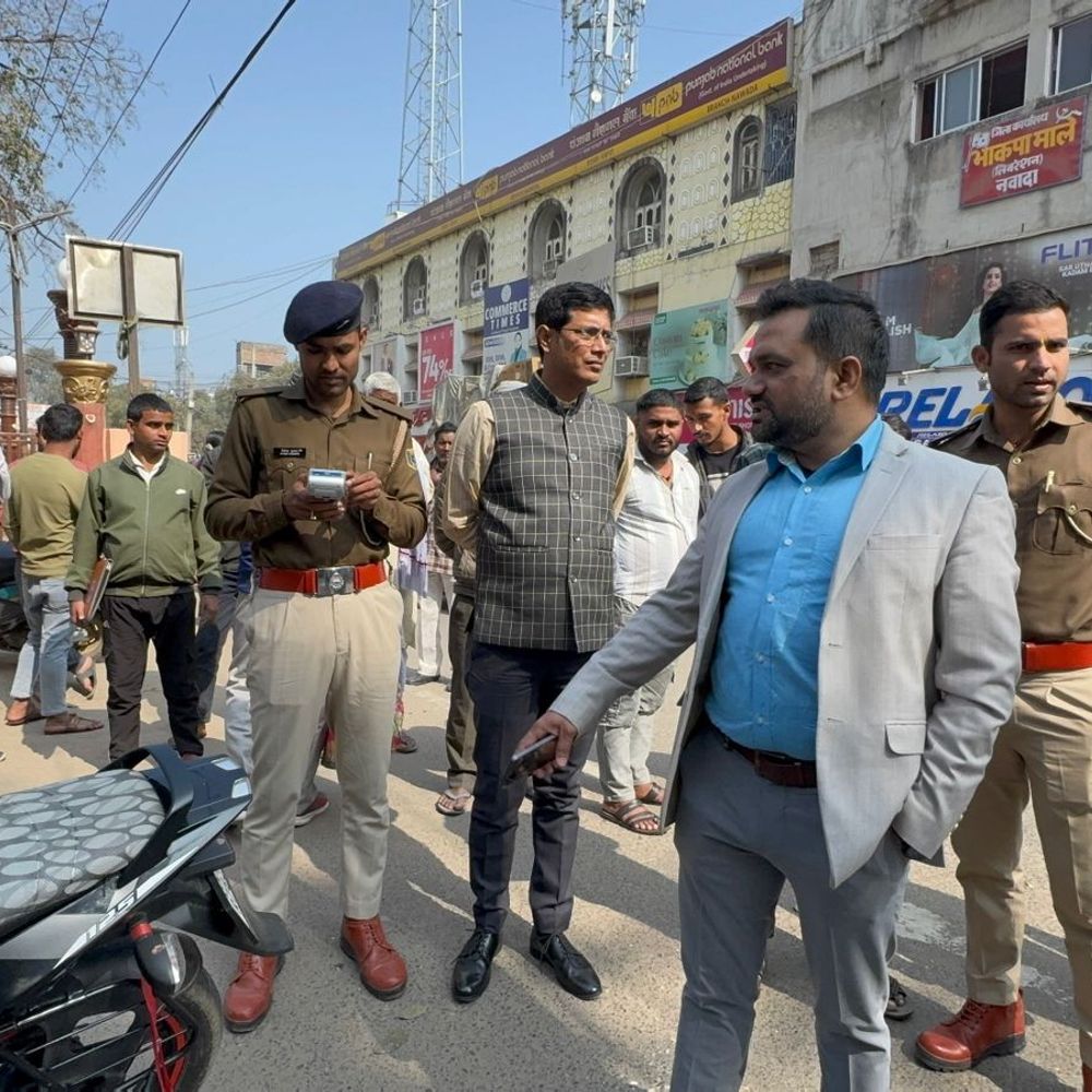 नवादा में DTO ने पकड़ीं 2 दर्जन गाड़ियां:  स्टंट, ओवरलोडिंग और नाबालिग चालकों पर होगी सख्त कार्रवाई, युवाओं को दी गई चेतावनी – Nawada News