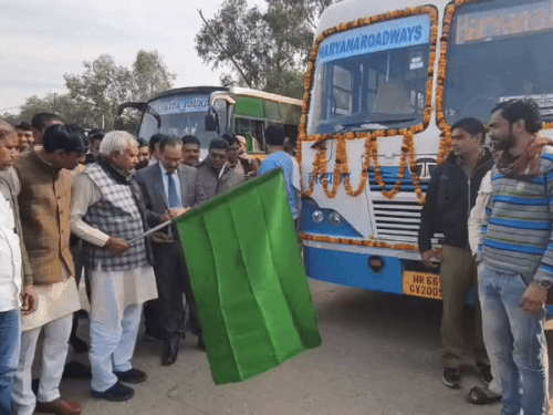 नारनौल से सालासर बालाजी के लिए सीधी बस सेवा शुरू:  विधायक ओम प्रकाश यादव ने हरि झंडी दिखा किया शुभारंभ, 215 रुपये किराया – Narnaul News