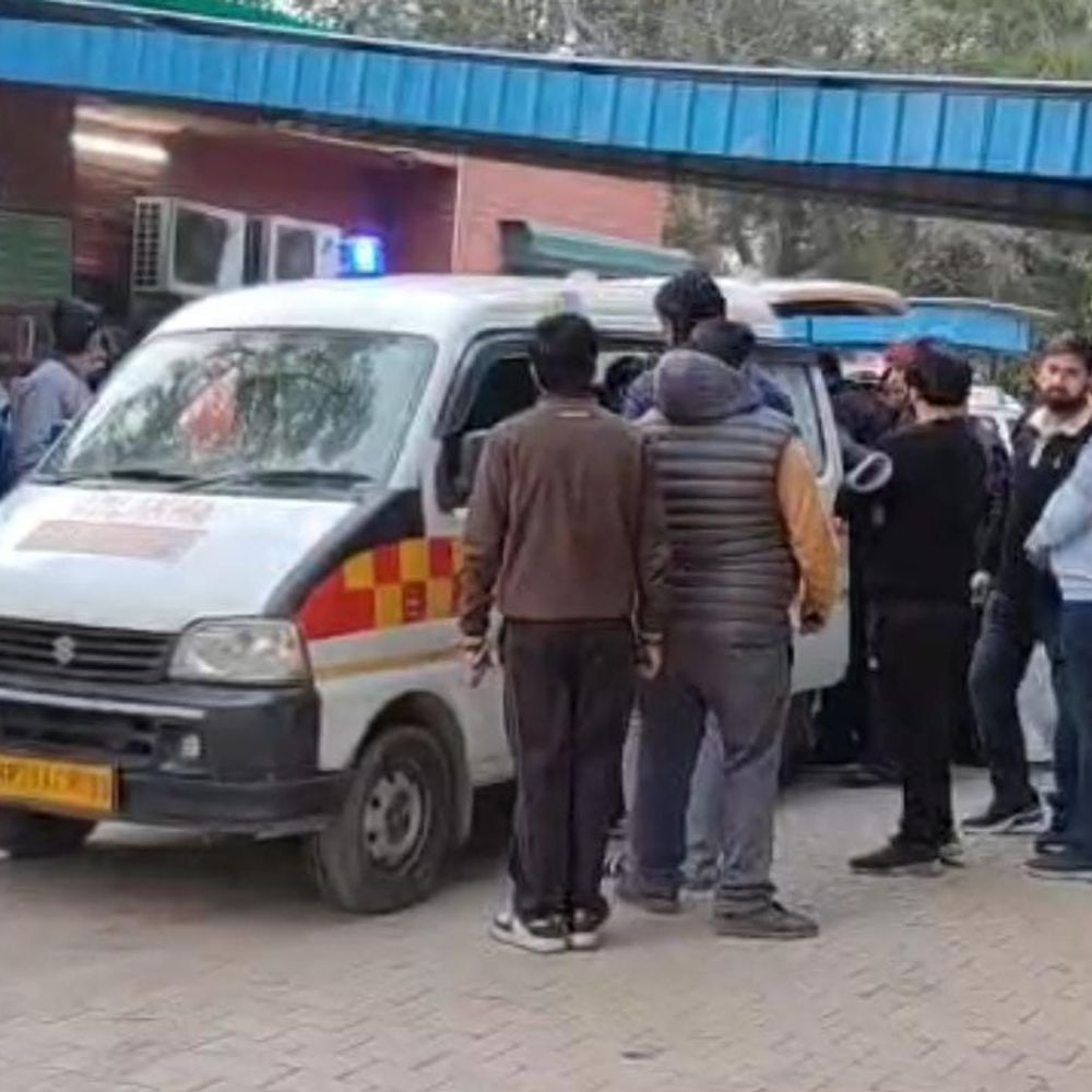 फरीदाबाद में एक्सीडेंट में यूपी के कारोबारी की मौत:  सूरजकुंड मेले में लगाया स्टॉल, दोस्त के साथ दिल्ली जा रहा, बाइक फिसलने से हादसा – Ballabgarh News