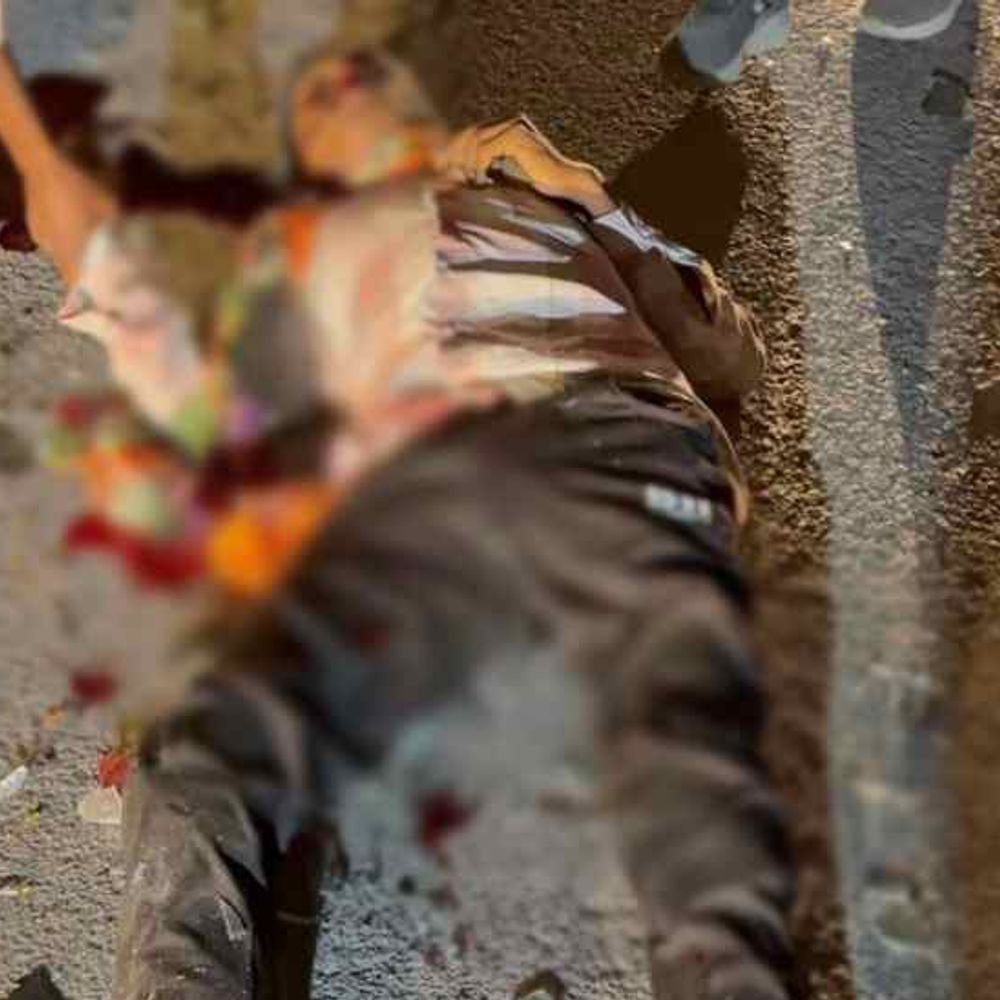 कांकेर में सड़क हादसे में पिता-बेटे की मौत:  बस और बाइक की टक्कर, दो बेटियां गंभीर रूप से घायल – Kanker News