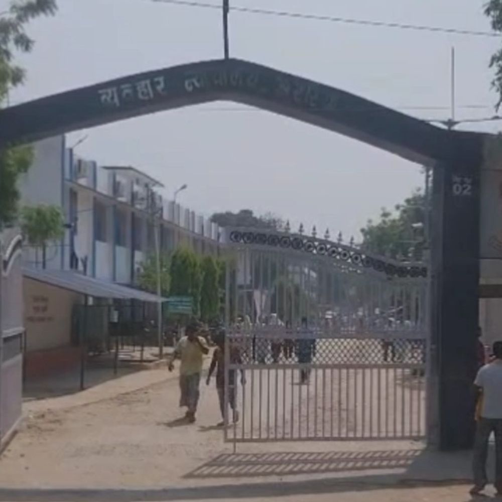 मां की जलाकर हत्या मामले में बेटे को आजीवन कारावास:अररिया कोर्ट ने डेढ़ साल बाद सुनाया फैसला, 60 हजार का लगाया जुर्माना