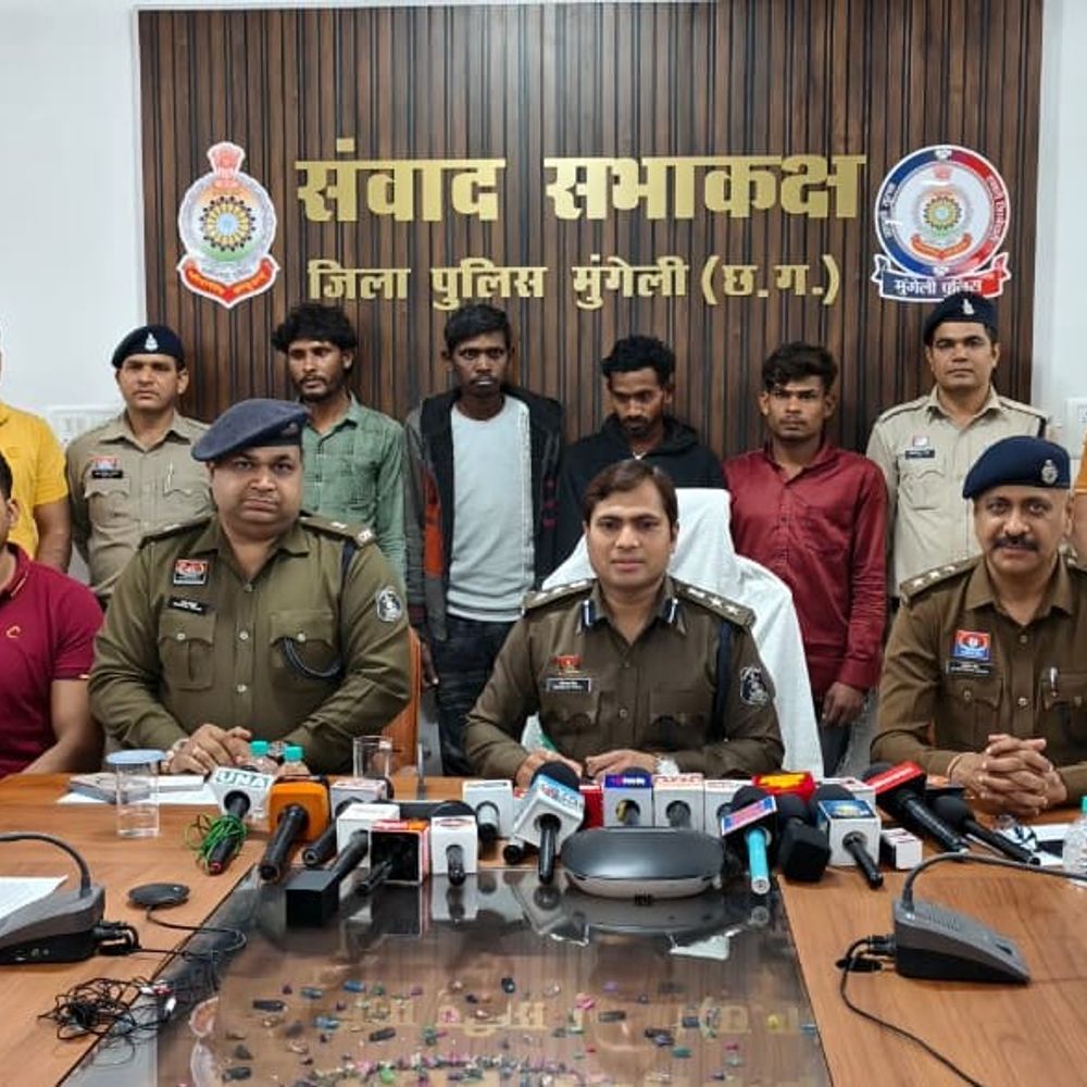 मुंगेली में चोरी का एक ट्रैक्टर, 7 बाइक जब्त:  पुलिस ने ‘ऑपरेशन बाज’ के जरिए 4 आरोपी किए गिरफ्तार, एक नाबालिग भी शामिल – Mungeli News