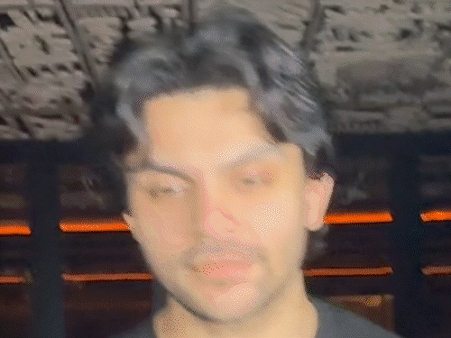 वीर पहाड़िया ने सेलिब्रेट किया बर्थडे:पार्टी में जाह्नवी कपूर-जैकलीन फर्नांडीज जैसे सेलेब्स ने की शिरकत, ब्रेकअप के दावे के बीच नहीं दिखीं तारा सुतारिया