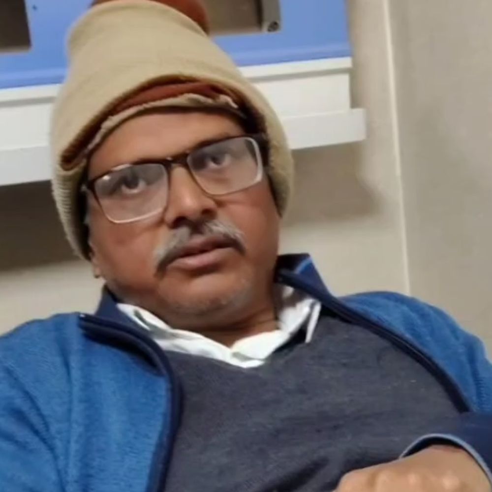 पूर्व IPS अमिताभ ठाकुर की रिहाई में देरी:रिहाई के आदेश कारागार नहीं पहुंचे, क्रिएटिनिन बढ़ने से सीटी स्कैन में भी देरी