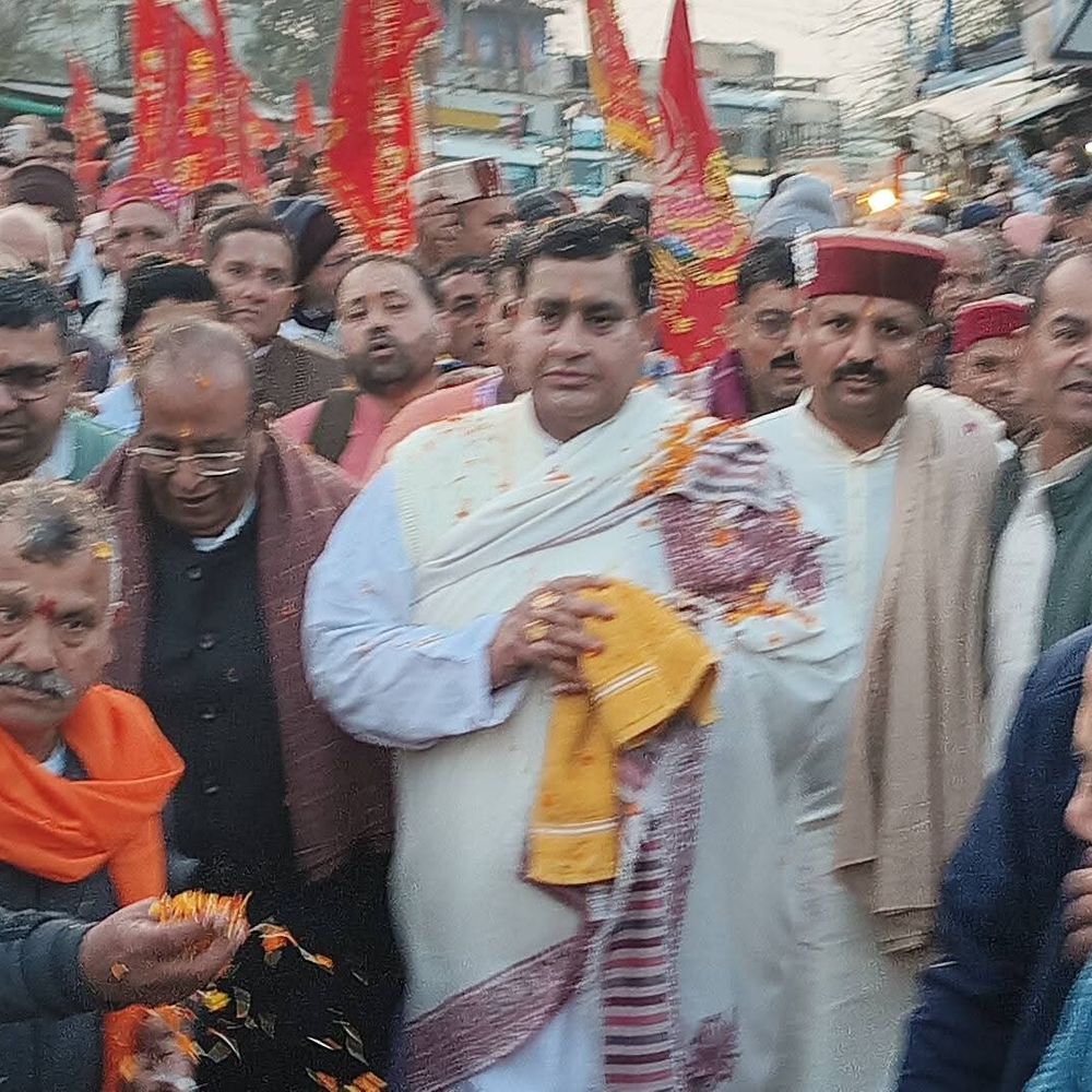 डेरा बाबा रूद्रानंद आश्रम से 55KM की पदयात्रा शुरू:  जयकारों के बीच चिंतपूर्णी शक्तिपीठ को उमड़ी भीड़, सैकड़ों श्रद्धालु शामिल, भक्ति-श्रद्धा का संगम – Una News