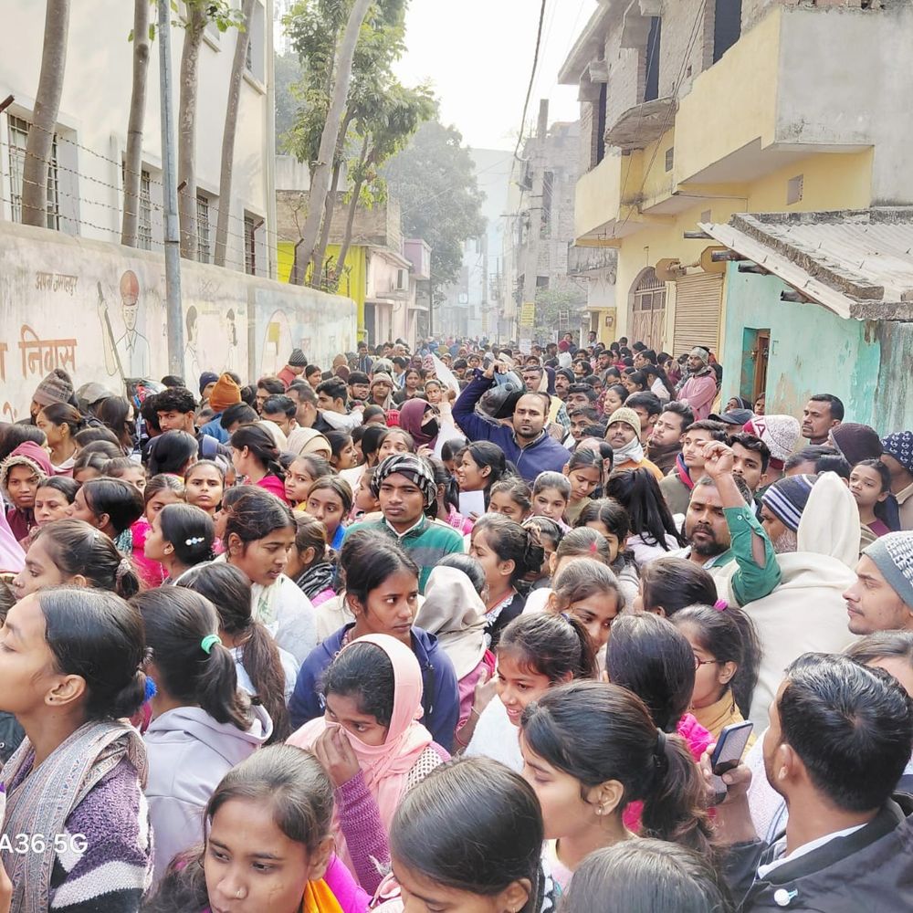 मुंगेर के 25 केंद्रों पर इंटरमीडिएट की परीक्षा:आज गणित और राजनीति विज्ञान का पेपर, 9,482 परीक्षार्थी लेंगे भाग