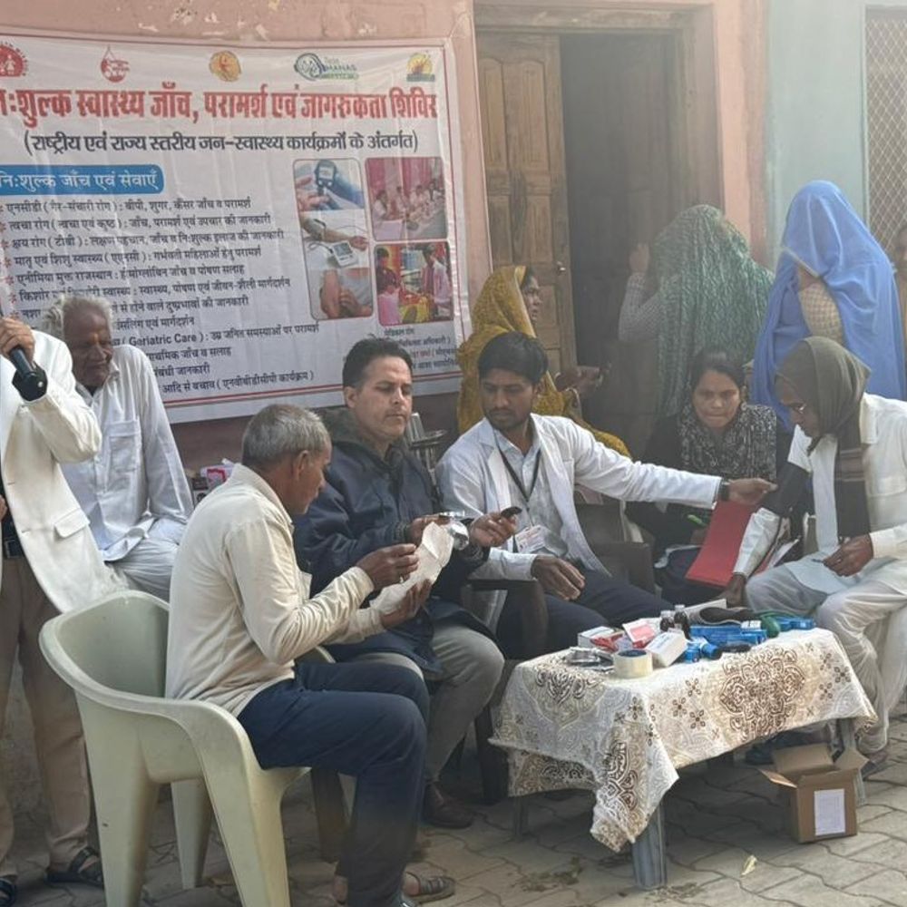 गंभीर बीमारियों के जांच शिविर में 170लोगों ने उठाया लाभ:  हॉस्पिटल नहीं पहुंचने वाले मरीजों तक पहुंचाई मेडिकल सर्विस – jhalawar News