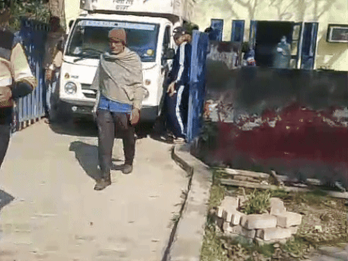 झज्जर में युवक ने लगाई फांसी, सुसाईड नोट छोड़ा:  लिखा पापा मैं कामयाब नहीं हो पाया, बार बार नौकरी छुटने से था परेशान – Jhajjar News