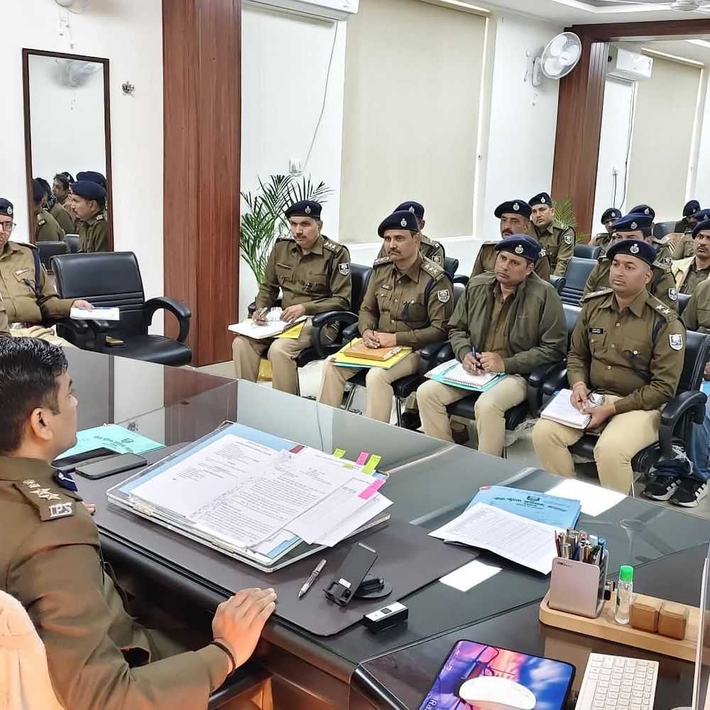 हॉस्टल-लॉज नियमित जांच-पड़ताल होगी:  नशीले पदार्थों की बिक्री पर सख्त कार्रवाई, दरभंगा में मासिक अपराध गोष्ठी – Darbhanga News