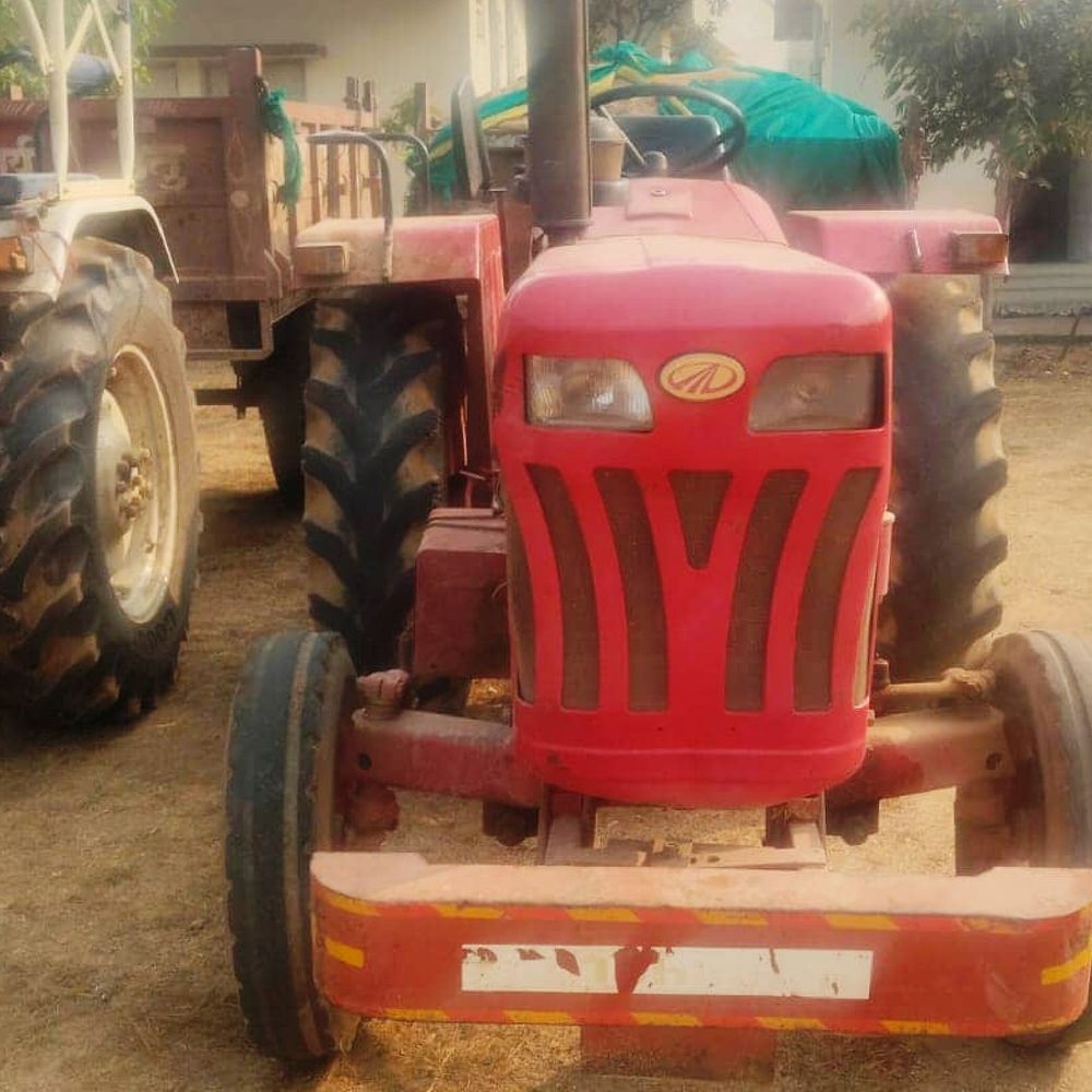 मंडला में अवैध रेत परिवहन करते 6 ट्रैक्टर जब्त:3 बिना नंबर के वाहन भी शामिल, खनिज अधिकारी-आरोपियों पर मामला दर्ज