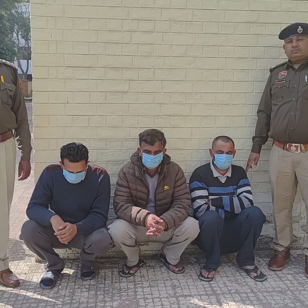 झज्जर में डकैती और अपहरण के आरोप में तीन गिरफ्तार:  मारपीट कर छीन ले गए थे 11 लाख, वारदात में प्रयोग गाड़ी भी बरामद – Jhajjar News