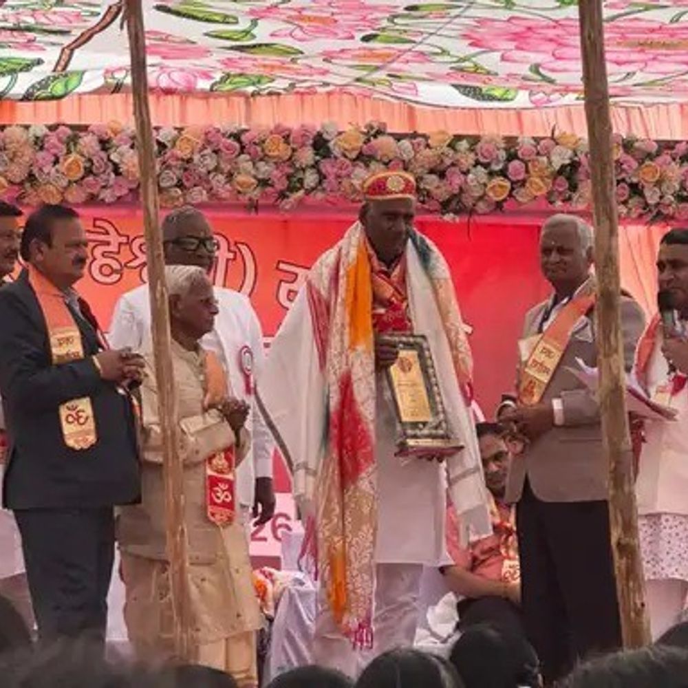 द्वारका में अखिल भारतीय हेड़ा संगठन का चतुर्थ महासम्मेलन:द्वारका प्रसाद जी हेड़ा रत्न और डॉ अतुल बने हेड़ा गौरव, सहषकरण जी अध्यक्ष और केदार हेड़ा बने महामंत्री