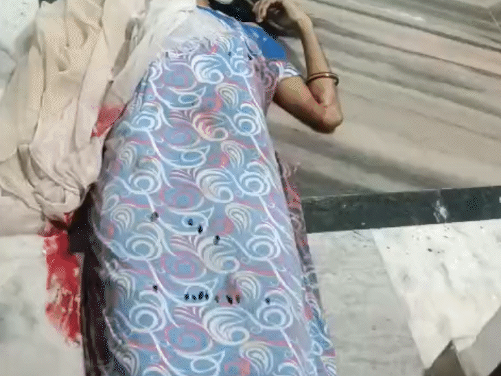 ग्वालियर में पत्नी की गोली मारकर हत्या:  बहस के बाद हाथापाई, पति ने कट्‌टा निकालकर की फायरिंग; परिजन पहुंचे तो भागा आरोपी – Gwalior News
