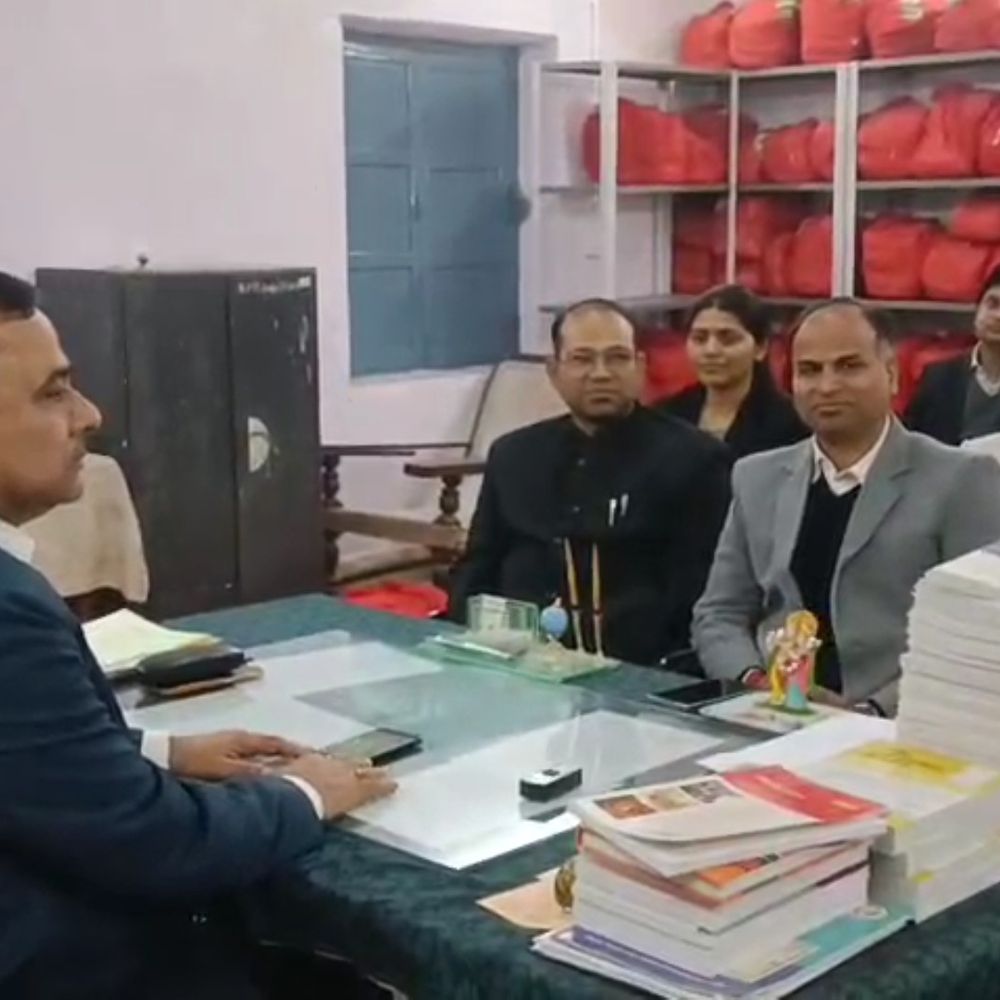 मधुबनी कोर्ट में न्यायिक पदाधिकारियों के साथ समीक्षा बैठक:  ‘मेडिएशन फॉर नेशन 2.0’ अभियान की सफलता पर हुई चर्चा, सुलभ व्यवस्था प्रदान करना उद्देश्य – Madhubani News