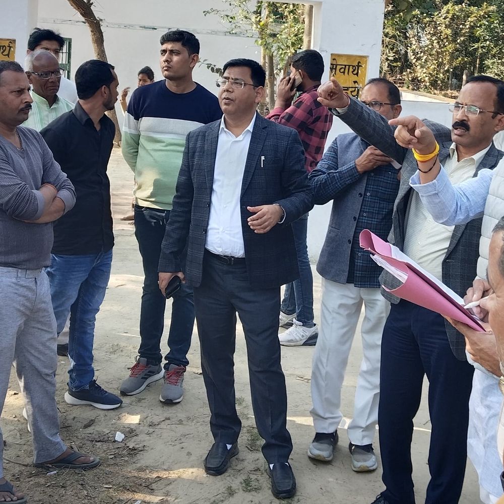 उप लोकायुक्त के आदेश पर विकास कार्यों की जांच शुरू:  सुल्तानपुर के बल्दीराय में प्रशासनिक टीम ने किया निरीक्षण, जरूरी निर्देश दिए – Sultanpur News