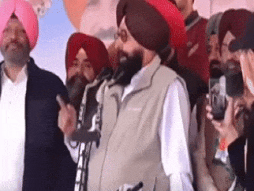 बाजवा के बैंड-बाजे वाले बयान पर बवाल:  AAP नेता बैंड बाजे के साथ कांग्रेस नेता के बाहर करेंगे प्रदर्शन, 24 घंटे का समय पूरा – Chandigarh News